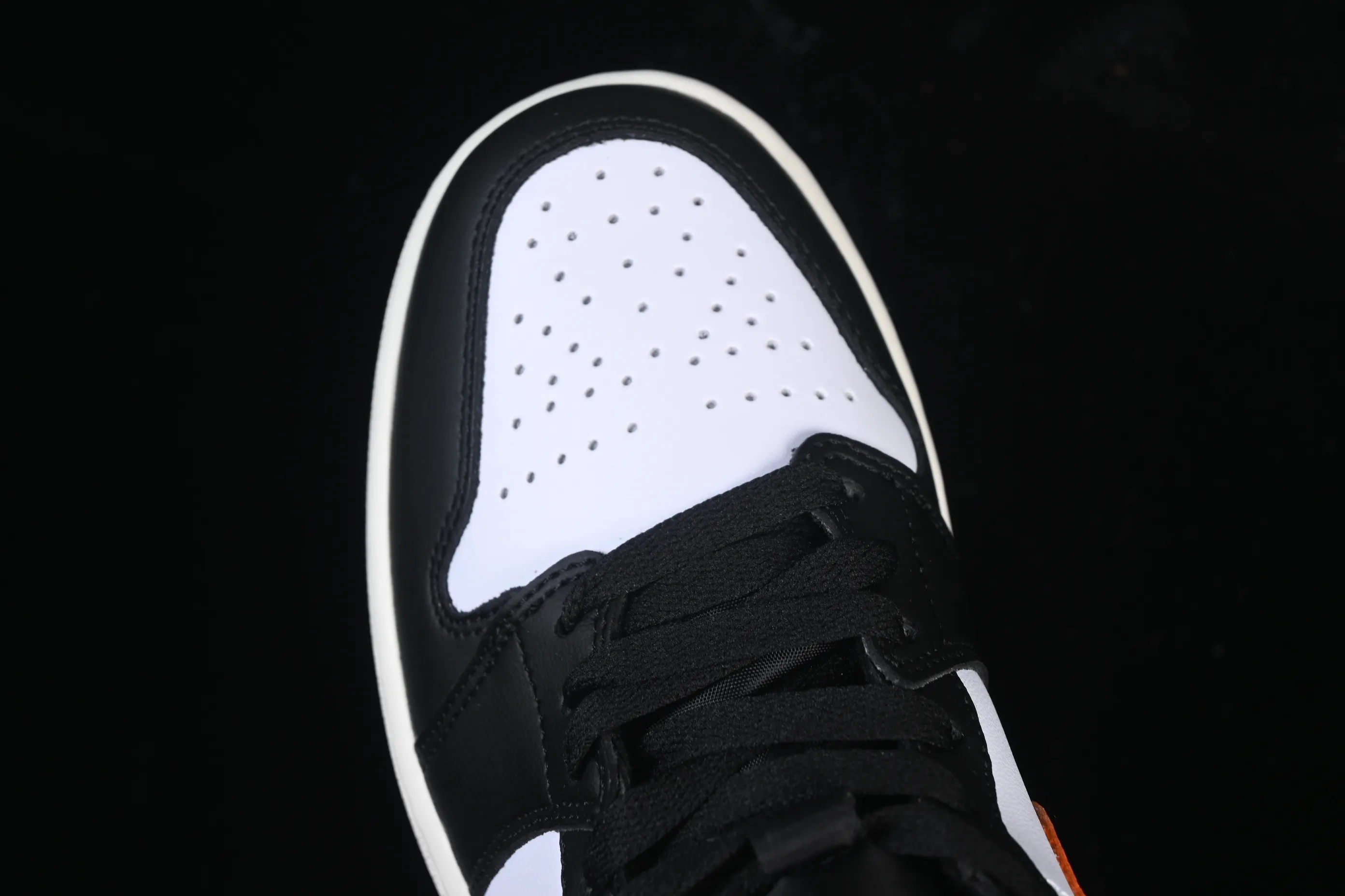 All categories Air Jordan Jordan series basketball shoes Air Jordan 1 Mid Air Jordan 1 Mid AJ1 Joe 1 black and white orange mid-top cultural and casual sneakers DQ8426-801
